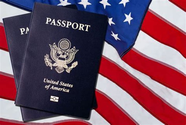 Did Meriam Al-Khalifa become a US citizen?