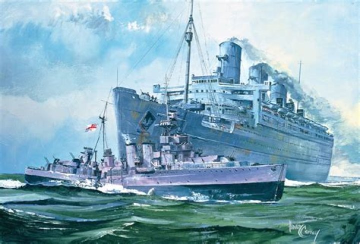 Did the Queen Mary sink another ship?