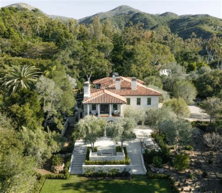 Dina Manzo Purchases New Home In California For $15.9 Million