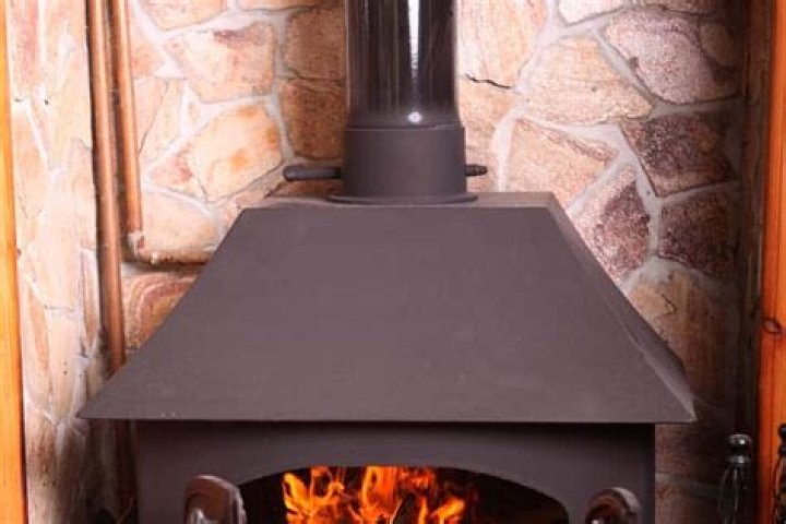 Do all fireplaces have a damper?