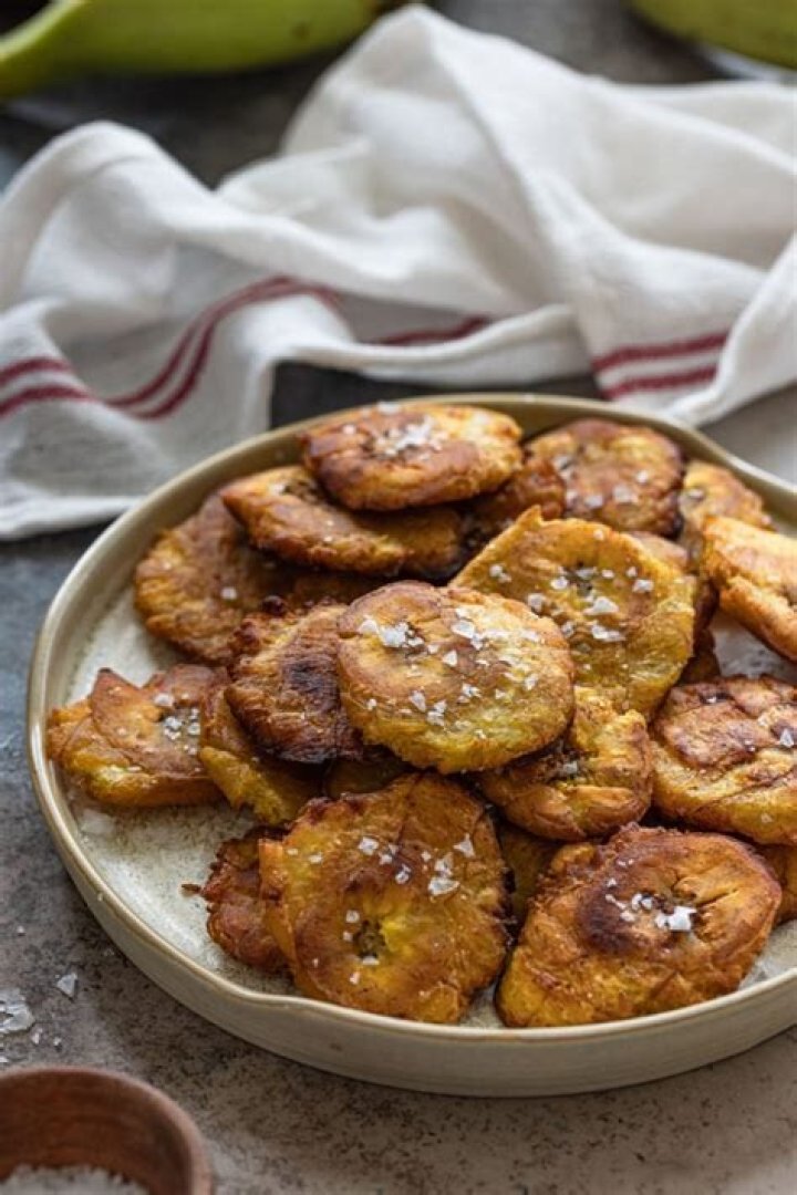 Do tostones have carbs?