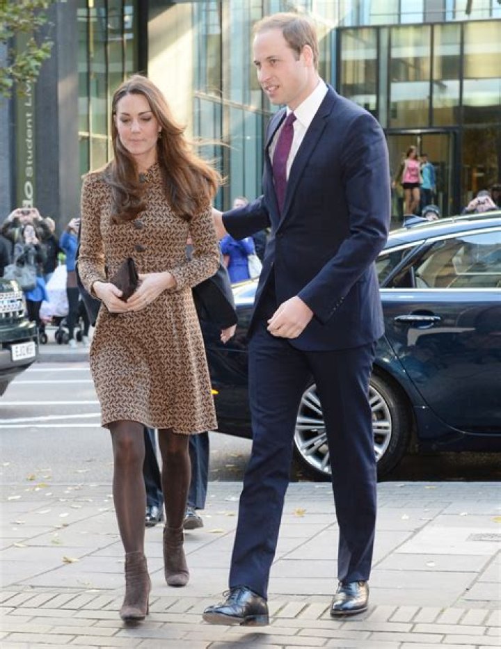 Duchess Kate repeats a brown Orla Kiely dress in London: lovely & knackered?