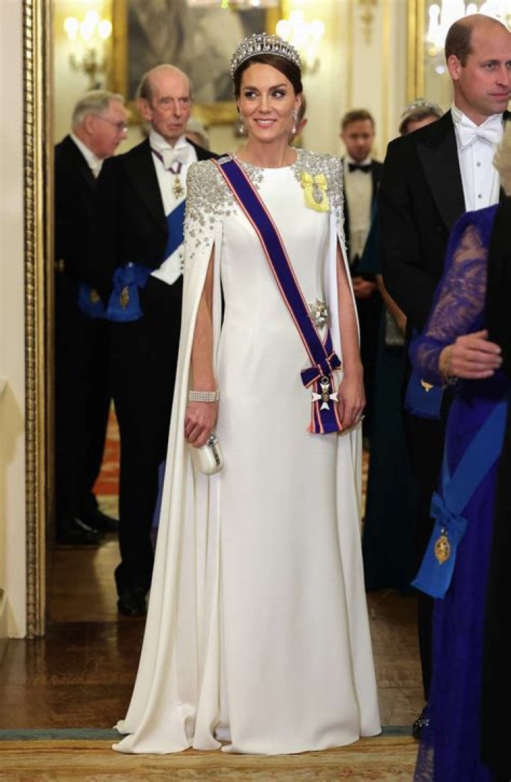 Duchess Kate wears Saloni & sausage curls in London: tragic or fine?