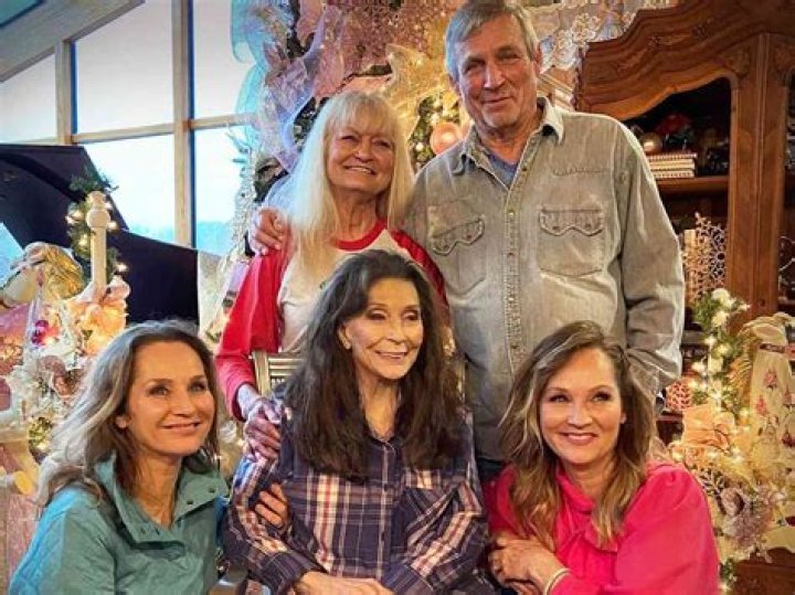 E Lynn Harris - Trivia, Family, Bio