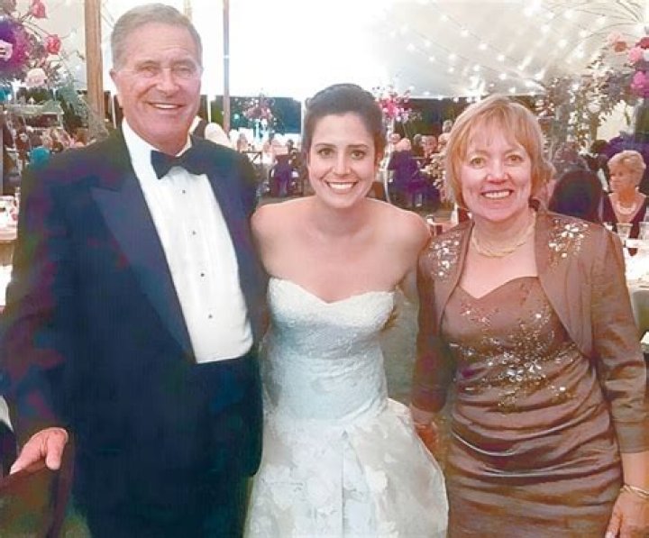 Elise Stefanik Parents Nationality: Melanie And Kenneth Stefanik
