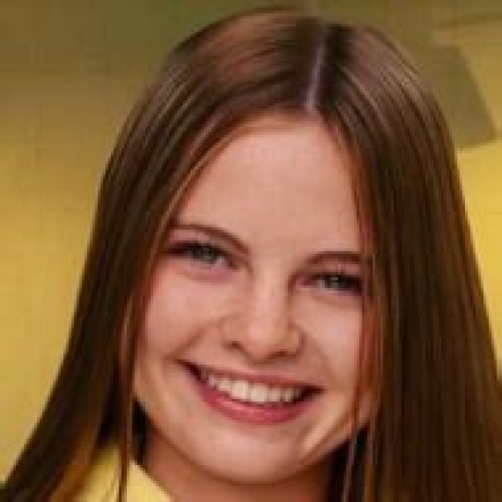 Emanne Beasha - Age, Family, Bio