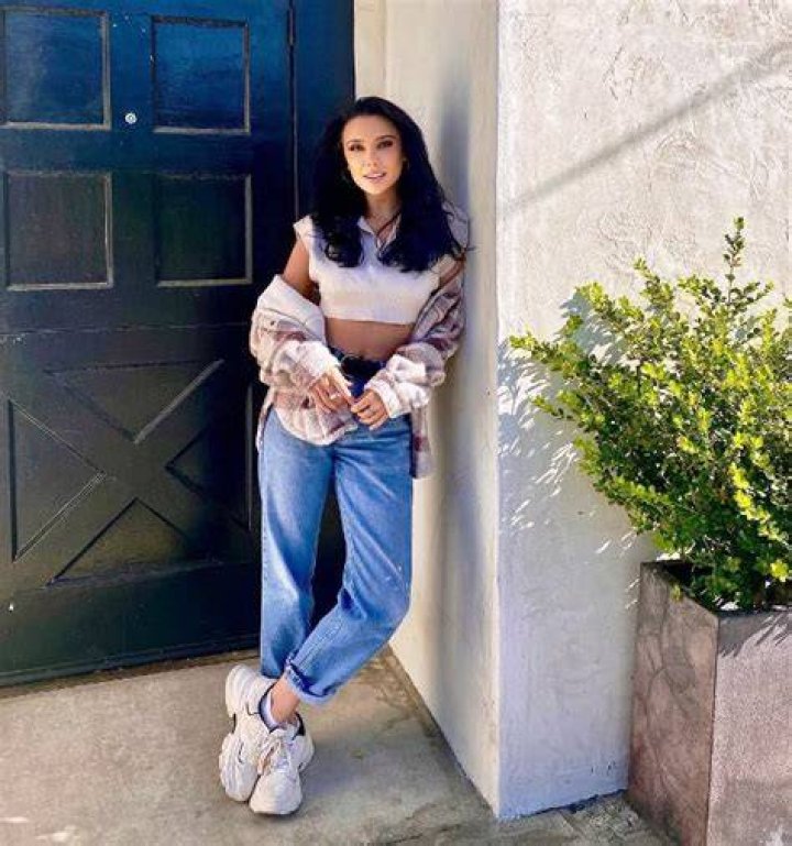 Emily Shah - Age, Family, Bio