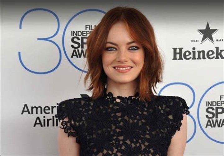 Emma Stone is pregnant and pretty far along just months after her pandemic wedding
