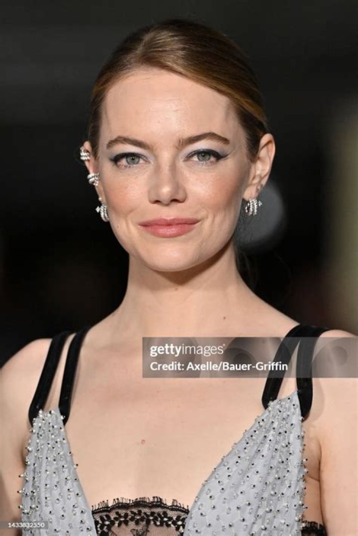 “Emma Stone & Nathan Fielder look amazing in ‘The Curse’ trailer” links