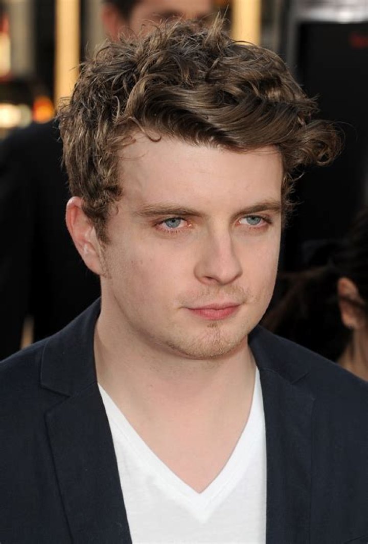 Erik Knudsen Net Worth - Wiki, Age, Weight and Height, Relationships, Family, and More