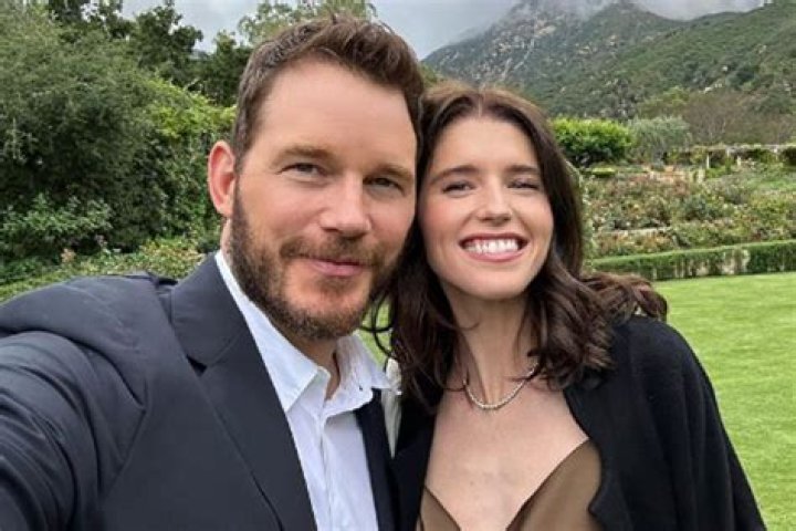 Evangeline Lilly & Dominic Monaghan engagement back on