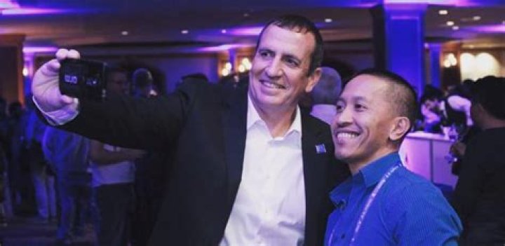 Eyal Waldman Wikipedia Age: Spouse and Net Worth