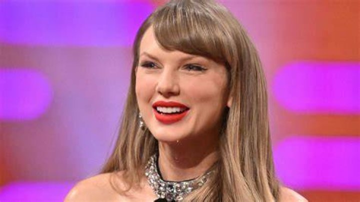 Fake redneck/poseur Kid Rock has some sexist things to say about Taylor Swift