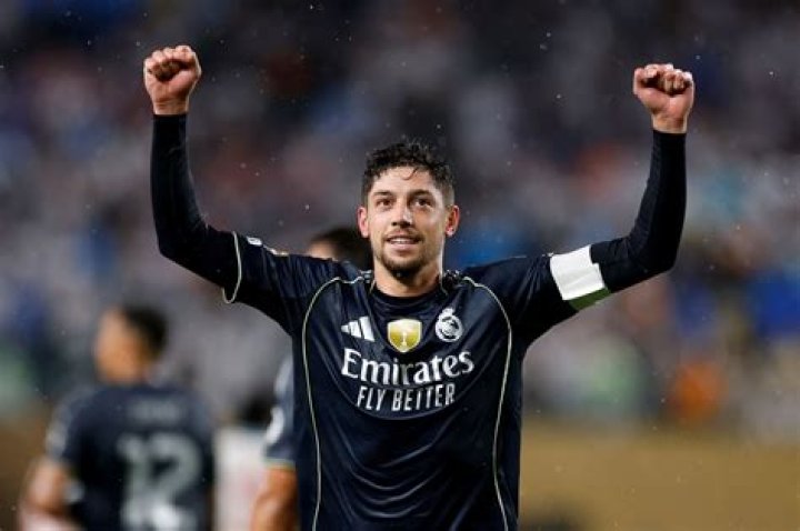 Fede Valverde - Age, Family, Bio