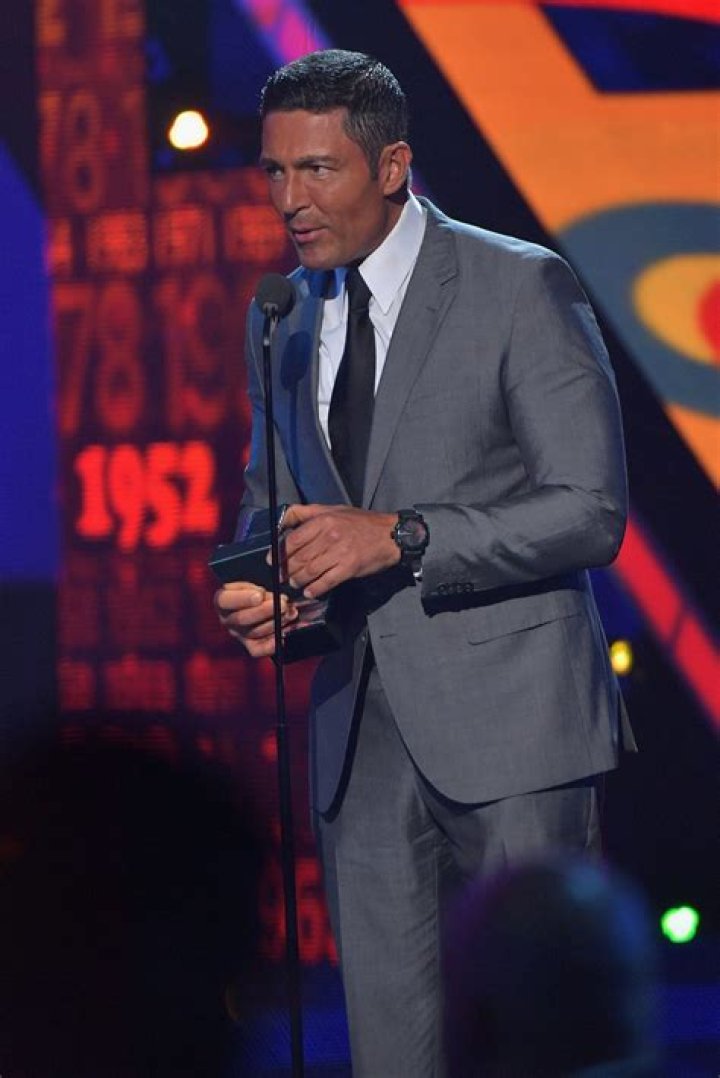 Fernando Colunga Net Worth - Wiki, Age, Weight and Height, Relationships, Family, and More