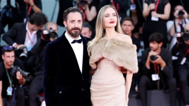 First photos released of Angelina Jolie as Maria Callas, for Pablo Larrain’s ‘Maria’