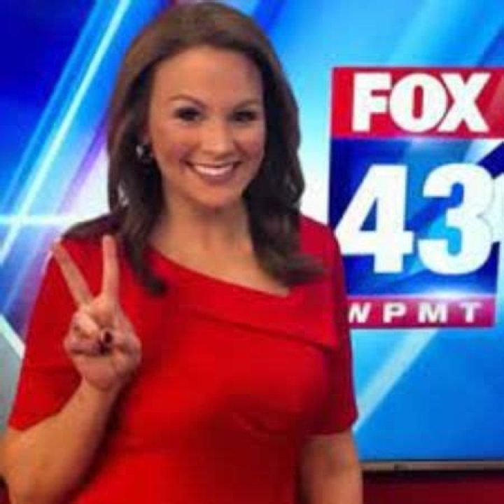 FOX 43 News Repoter Jackie De Tore Is Married. Learn All About Her Wedding