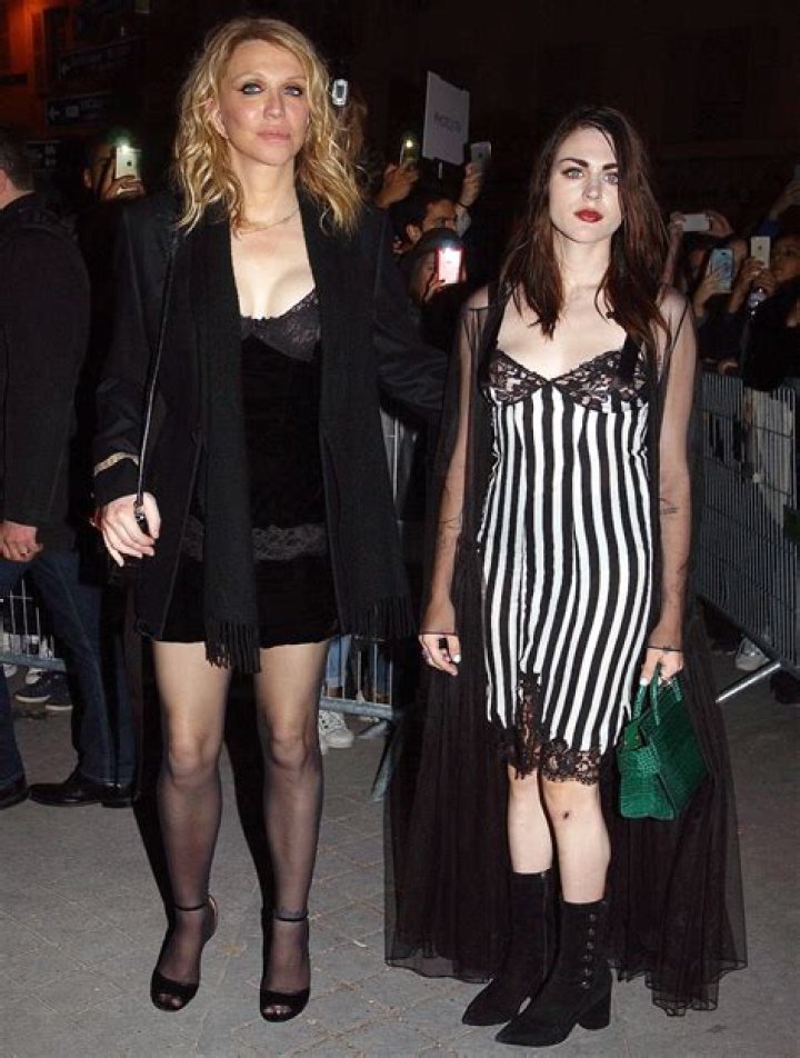 Frances Bean Cobain’s ex claims she’s a hoarder, her house is ‘unlivable’