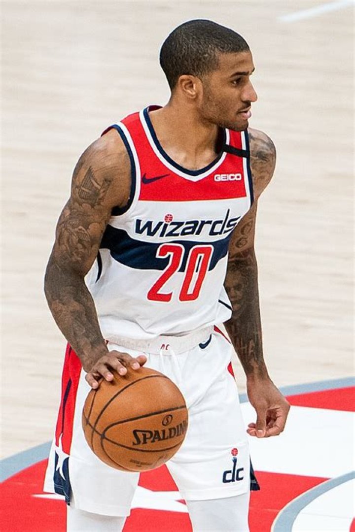 Gary Payton II wiki, salary, dad, vertical, mother, age, height, draft, Instagram