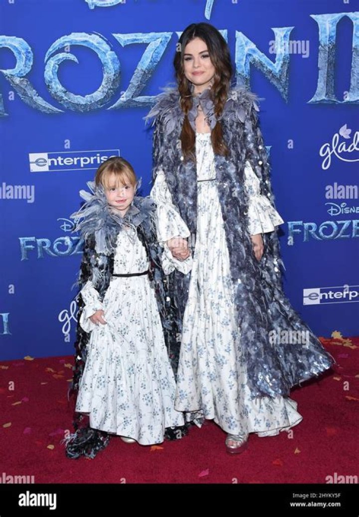 Gracie Elliot Teefey Bio (Wiki) 