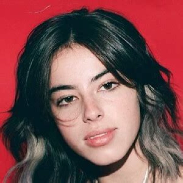 hcneybunnyy - Age, Family, Bio