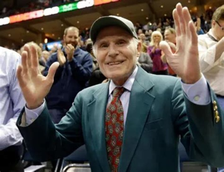 Herb Kohl Family: Wife Kids And Siblings Ethnicity