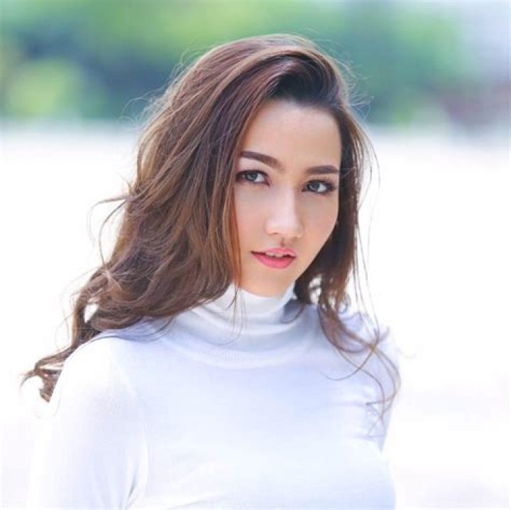 Hin Channiroth - Age, Family, Bio