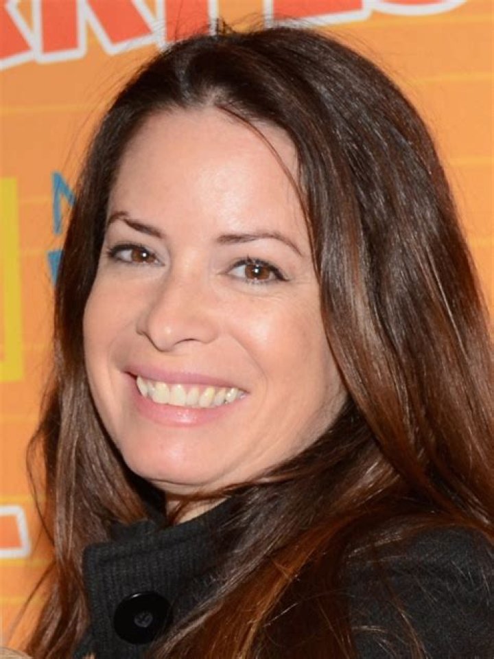 Holly Marie Combs Net Worth - Wiki, Age, Weight and Height, Relationships, Family, and More