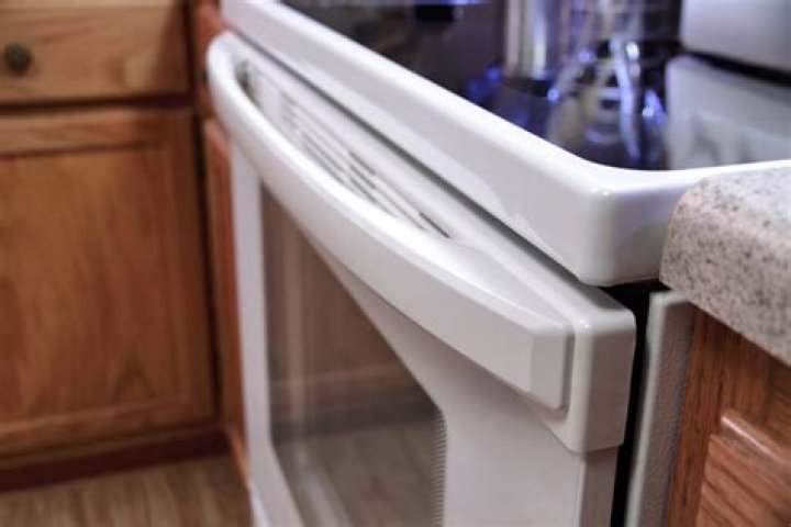 How do you use a Kenmore oven?