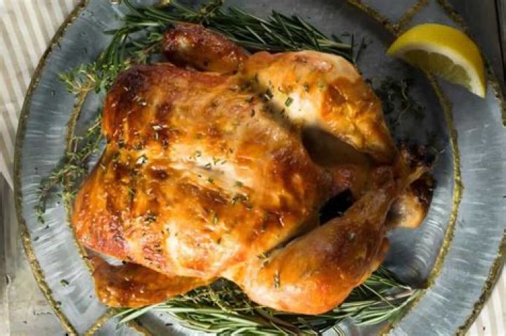 How many carbs are in a rotisserie chicken?