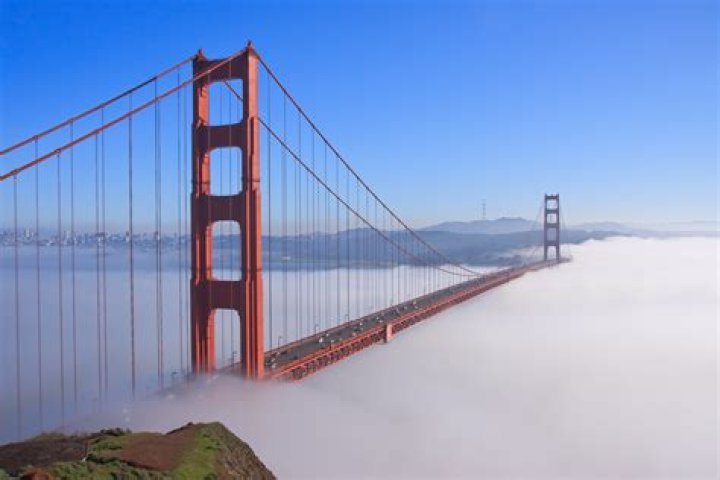 How many people died building the San Francisco Bay Bridge?