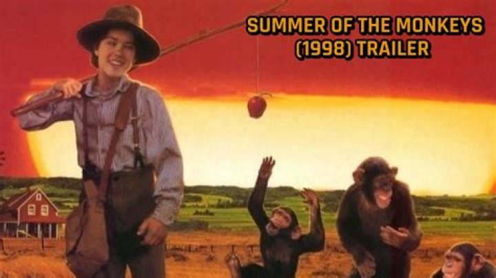 How old is Daisy in Summer of the Monkeys?