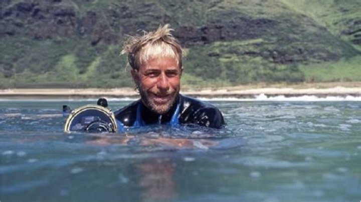 How old was Larry Haynes? Netizens pay tribute as surf photographer passes away