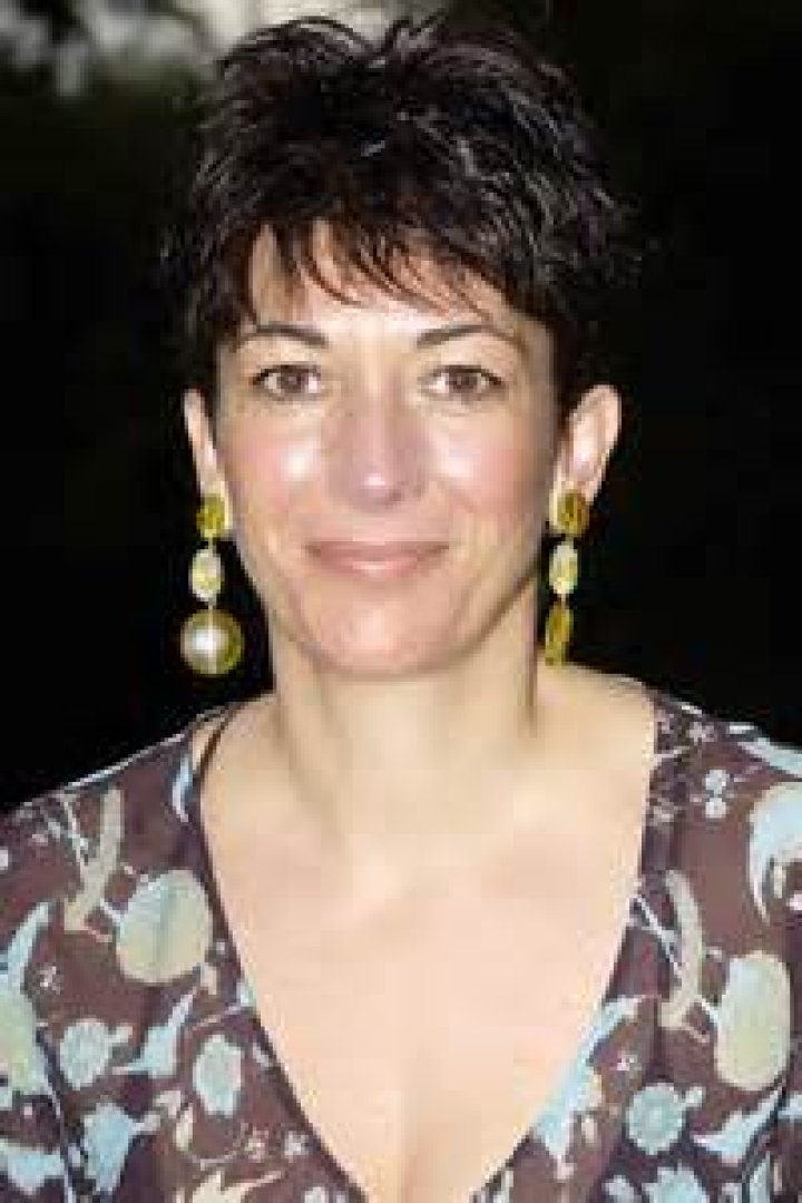 Human trafficker Ghislaine Maxwell photographed at an In-and-Out in LA