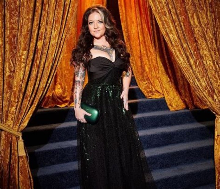 Is Ashley McBryde Related To Garth Brooks? Family Tree And Partner