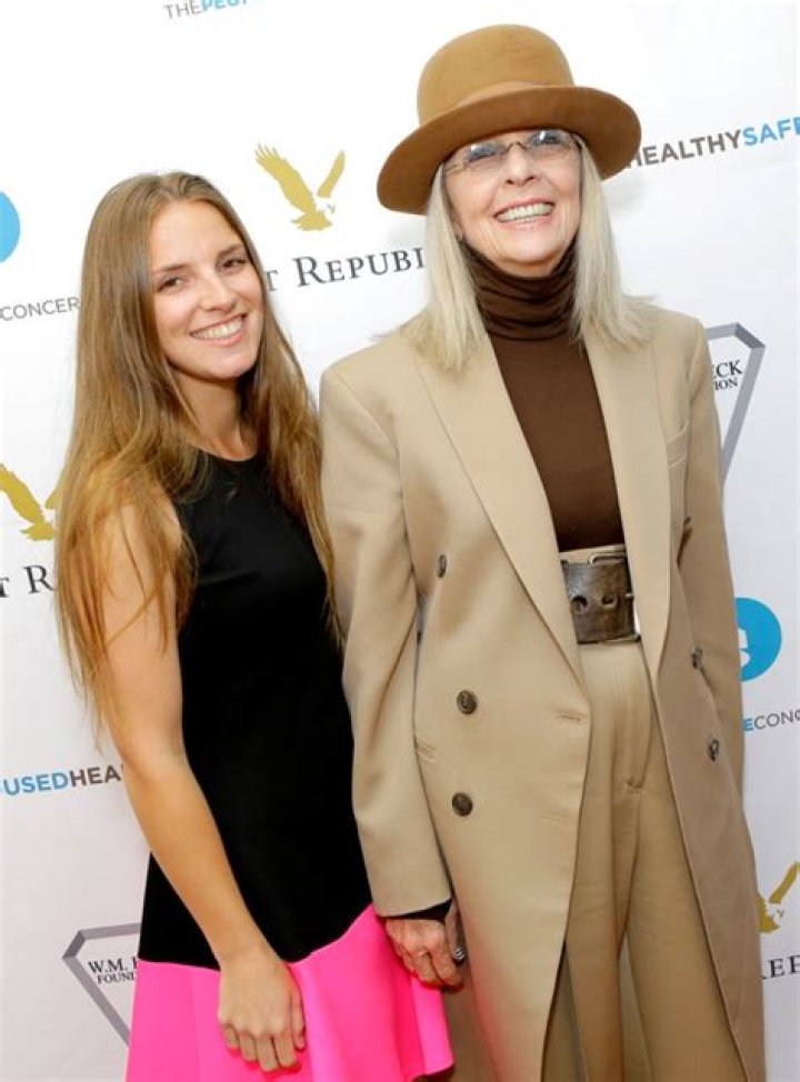 Is Diane Keaton a lesbian?