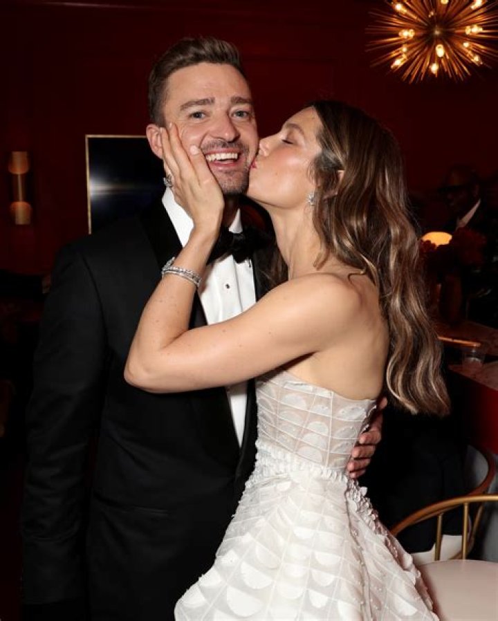 Is Jessica Biel cheating on Justin Timberlake with her ex?