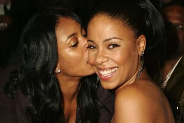 Is Regina Hall a lesbian?