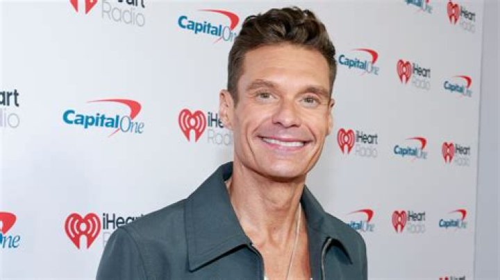 Is Ryan Seacrest Gay? Get More Information!