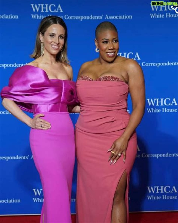 Is Symone Sanders a lesbian?