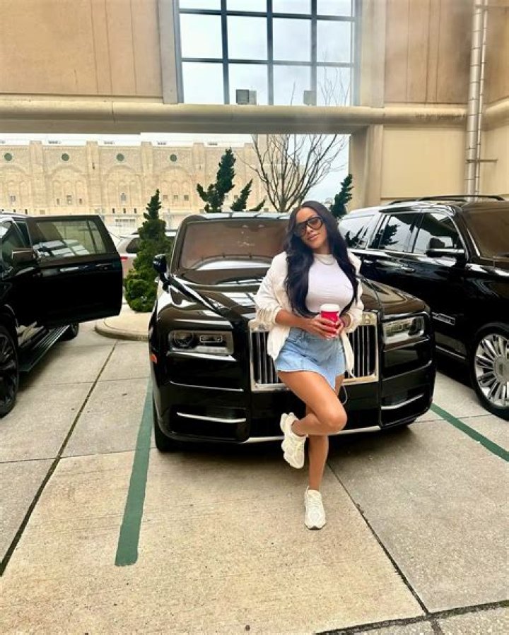 ISHAWNA - Age, Family, Bio