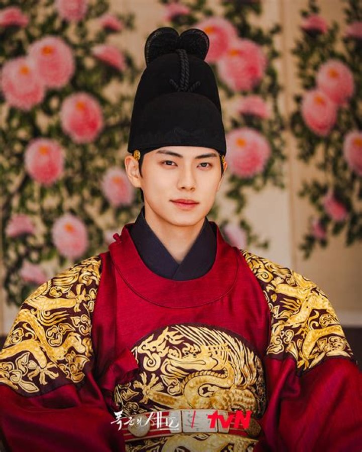 J-Min - Age, Family, Bio