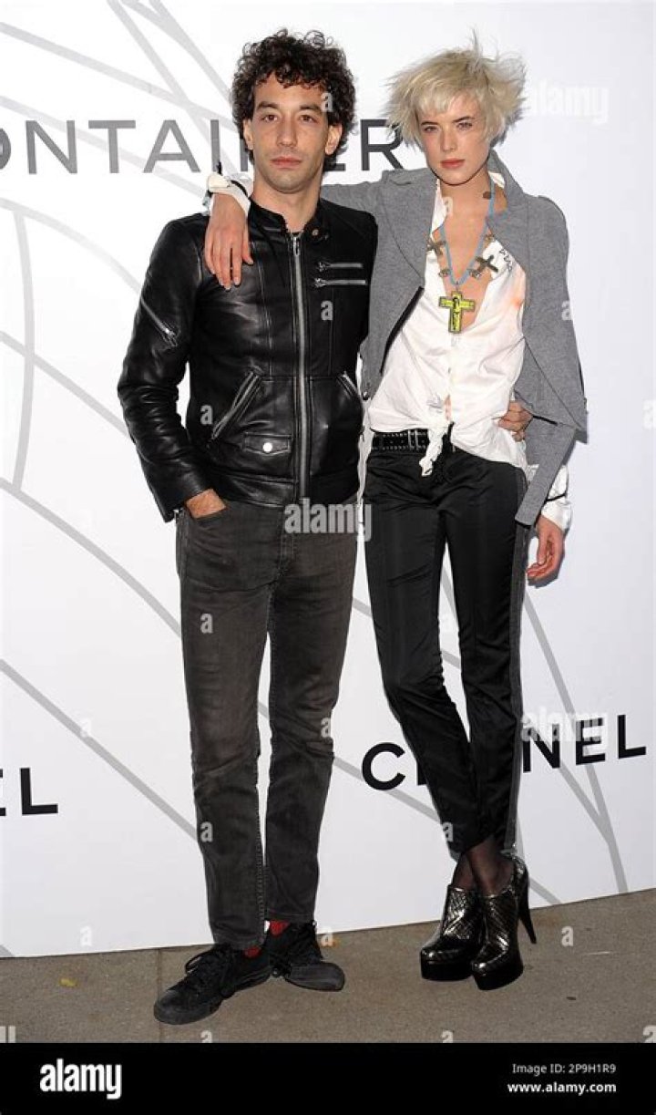 James Franco dumped his girlfriend for his jumpoff model Agyness Deyn