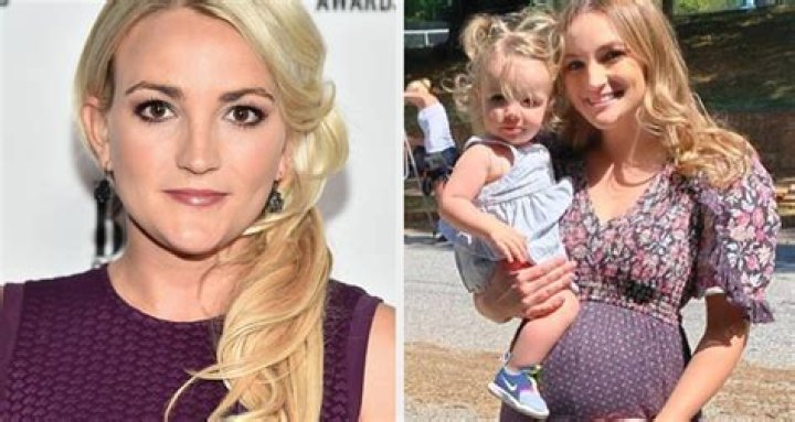 Jamie Lynn Spears possibly smoking & drinking while pregnant (update)