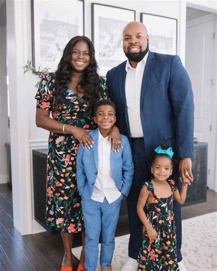 Jasmine Carter - Age, Family, Bio