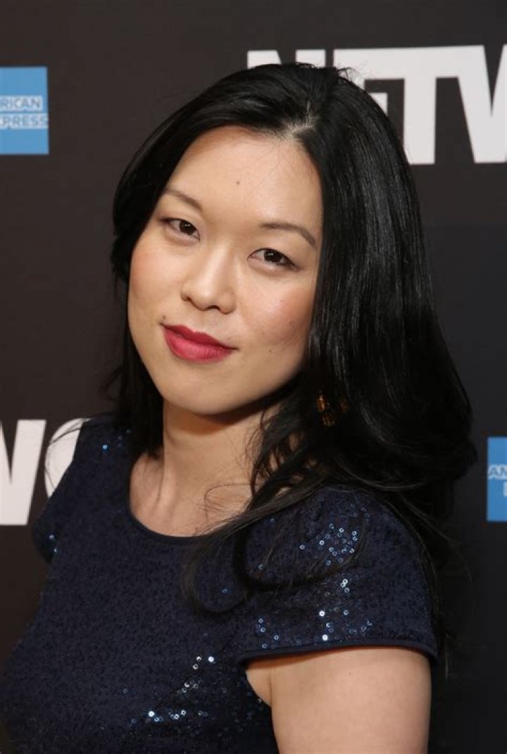 Jeena Yi Bio (Wiki) 