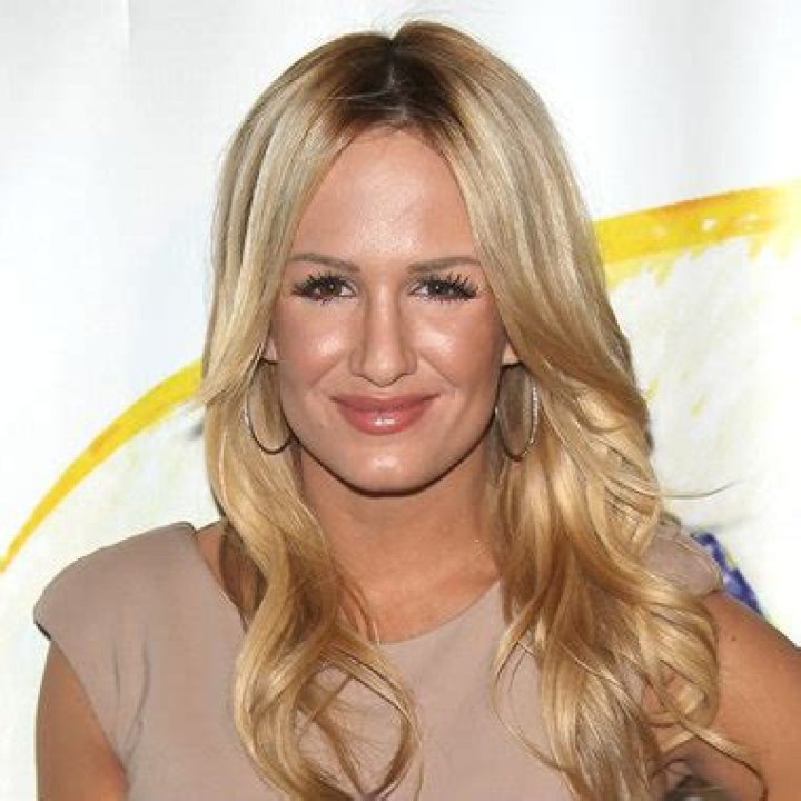 Jenn Brown Bio (Wiki) 