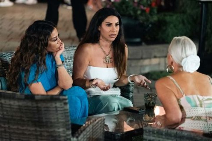 Jennifer Aydin Reveals She and Bill Aren't Talking About His Affair