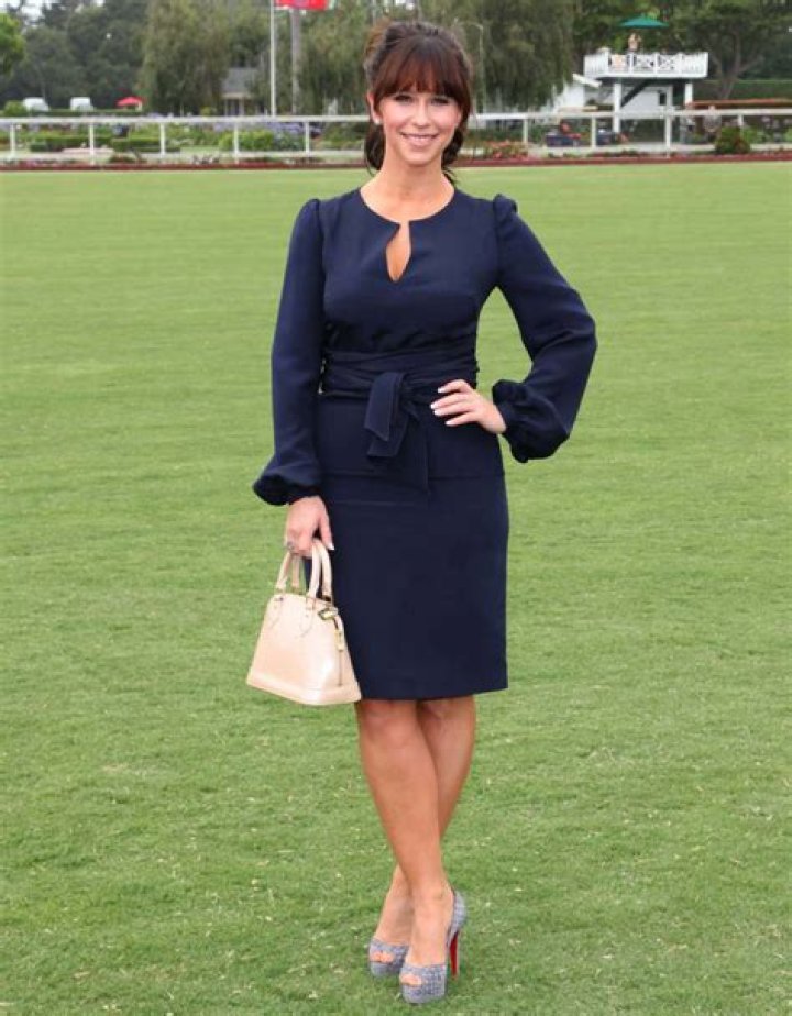 Jennifer Love Hewitt’s long-sleeved look to meet Duchess Kate: cute or fug?
