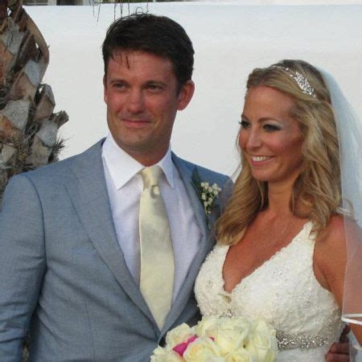 Jessica Binns Shares Twins With Celebrity Husband, Keir Simmons